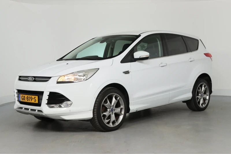 Ford Kuga 1.5 Titanium Styling Pack | Navi | Camera | Clima | Elektrische Achterklep | Parkeersensoren V+A | Keyless | Lichtmetalen Velgen