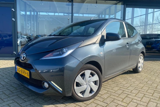 Toyota Aygo 1.0 VVT-i x-play | Camera | Airco | Snelheidsbegrenzer