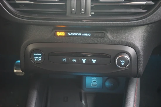 Ford Focus Wagon 1.0 EcoBoost Hybrid ST Line X | Panoramadak | Adaptive Cruise | AGR | Winter Pakket |
