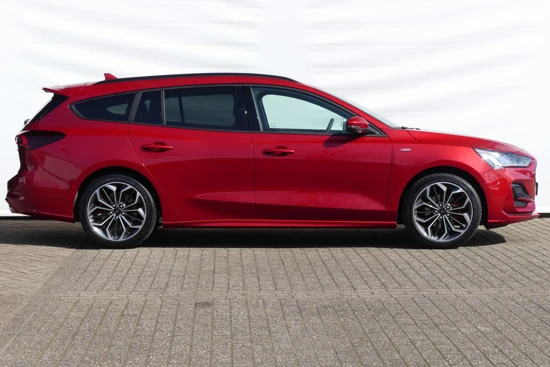 Ford FOCUS Wagon Wagon 1.0 EcoBoost 125PK Hybrid ST Line X | 2024 | 18"LMV | Winterpack | Kleur: Fantastic Red |