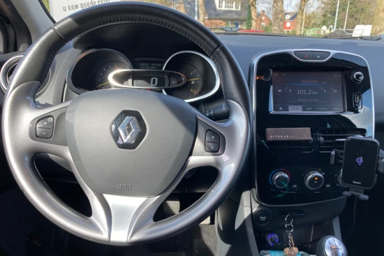 Renault Clio 0.9 TCe NIGHT&DAY | DEALER OH! | NAVI | CRUISE CTRL | 16'' LMV | AIRCO | PARK SENSOR | ORIGINEEL NL