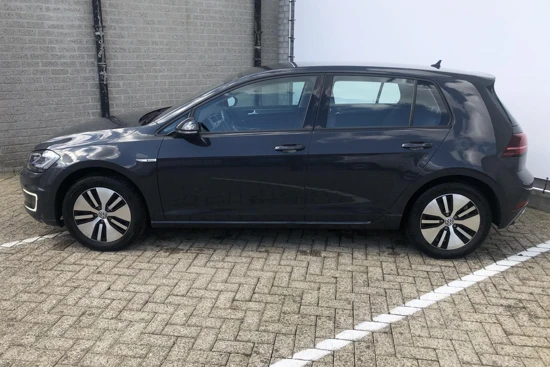 Volkswagen e-Golf e-Golf