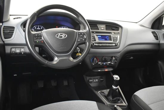 Hyundai i20 1.2 HP 85PK i-Motion | Trekhaak | Cruise Control | Airco | Radio incl CD Speler | Parkeersensoren Achter | Elektrische Ramen V+A