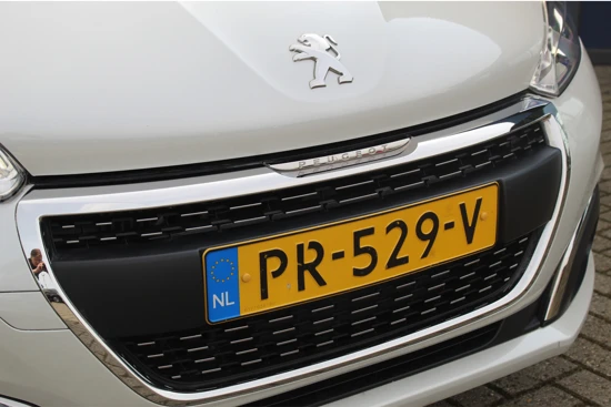 Peugeot 208 1.2 110PK ALLURE | CRUISE | NAVI | DAB+ | CARPLAY | BLUETOOTH | CLIMATE