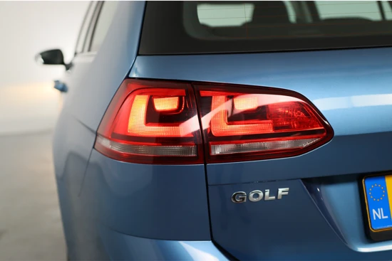 Volkswagen Golf Variant 1.2 TSI Highline | Camera | Clima | Cruise | Parkeersensoren V+A | Lichtmetalen Velgen