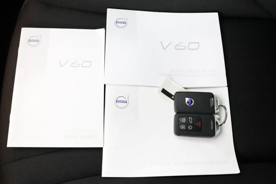 Volvo V60 T2 Polar | Climate Control | High Performance Audio | Cruise Control | Parkeersensoren achterzijde |