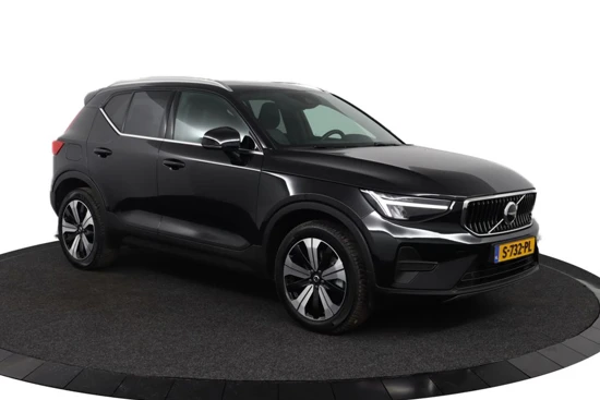 Volvo XC40 RECHARGE T4 | Cruise control | Parkassist camera | Semi elektrische trekhaak | Stoel & stuurwielverwarming | Keyless entry |