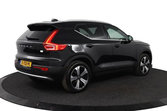 Volvo XC40 RECHARGE T4 | Cruise control | Parkassist camera | Semi elektrische trekhaak | Stoel & stuurwielverwarming | Keyless entry |