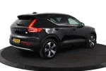 Volvo XC40 RECHARGE T4 | Cruise control | Parkassist camera | Semi elektrische trekhaak | Stoel & stuurwielverwarming | Keyless entry |