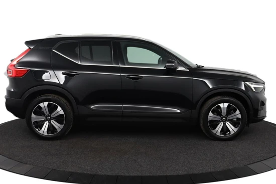 Volvo XC40 RECHARGE T4 | Cruise control | Parkassist camera | Semi elektrische trekhaak | Stoel & stuurwielverwarming | Keyless entry |