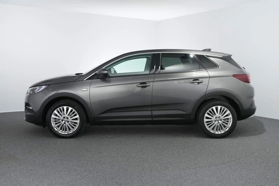 Opel Grandland X 1.2 Turbo Business Executive