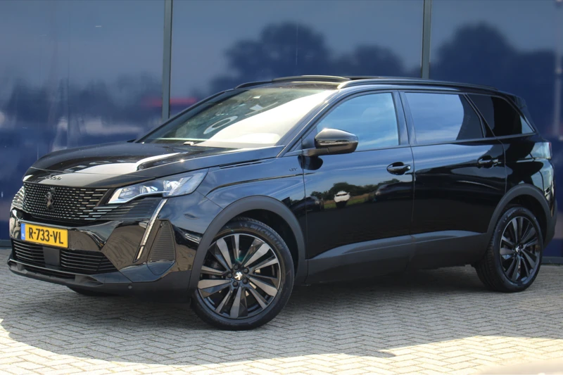 Peugeot 5008 1.6 180PK GT | Black Pack Business | Pano-dak | Adaptive C. | Trekhaak | 180 CAM |St.verwarming | Climate | Navi