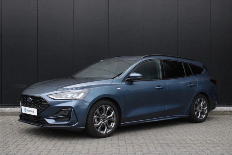 Ford Focus Wagon 1.0 EcoBoost Hybrid ST Line X