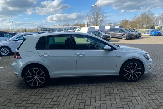 Volkswagen Golf 1.4 TSI GTE | Adaptive | Navi | Climate | PDC V+A | Trekh. | 18"LMV