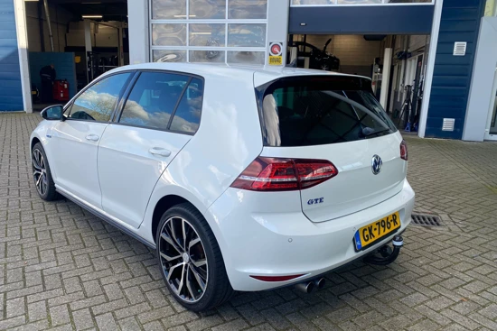 Volkswagen Golf 1.4 TSI GTE | Adaptive | Navi | Climate | PDC V+A | Trekh. | 18"LMV