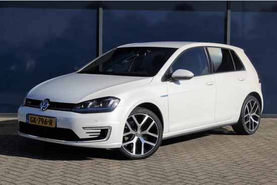 Volkswagen Golf 1.4 TSI GTE | Adaptive | Navi | Climate | PDC V+A | Trekh. | 18"LMV