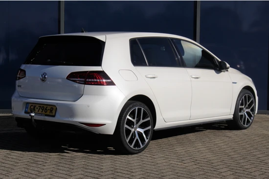 Volkswagen Golf 1.4 TSI GTE | Adaptive | Navi | Climate | PDC V+A | Trekh. | 18"LMV