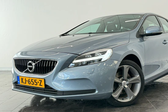 Volvo V40 T3 Nordic+ | Parkeerverwarming | Voorstoelen en voorruit verwarming | Reservewiel |