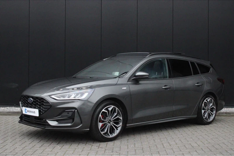 Ford Focus Wagon 1.0 EcoBoost Hybrid ST Line X | Panoramadak | Adaptive Cruise | AGR | Winter Pakket | Snel Leverbaar | VOORRAADDEAL!