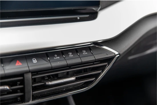 Škoda Octavia Combi Business Edition Plus 1.4TSI 204pk PHEV | Head-up | 18" |