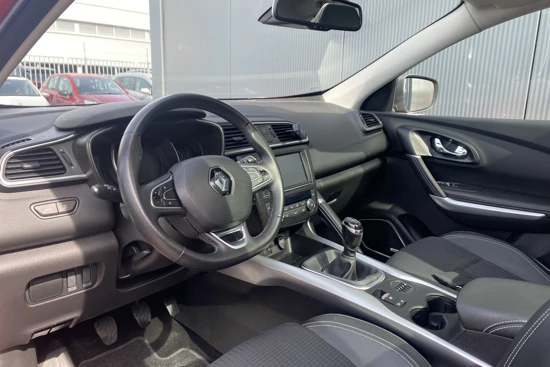 Renault Kadjar 1.2 130pk TCe Bose | Panoramadak | Dodehoek detectie | 19'' velgen | Trekhaak | LED