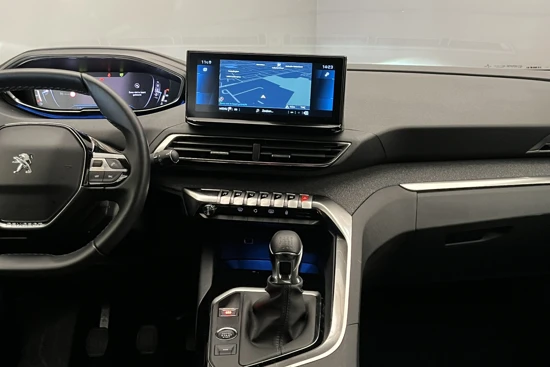 Peugeot 5008 1.2 130PK Allure Pack | Navigatie | 7 Persoons | Camera | 18'' Lichtmetaal | LED | Carplay | Clima | Cruise | Lder\Stof |