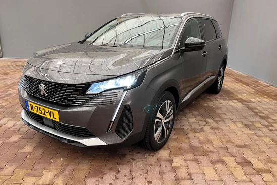 Peugeot 5008 1.2 130PK Allure Pack | Navigatie | 7 Persoons | Camera | 18'' Lichtmetaal | LED | Carplay | Clima | Cruise | Lder\Stof |