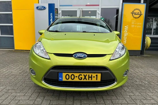 Ford Fiesta 1.25 82PK TITANIUM | 1E EIGENAAR| CLIMATE CONTROL| CRUISE CONTROL| PARKEERSENSOREN| LICHTMETALEN VELGEN| DEALERONDERHOUDEN!|