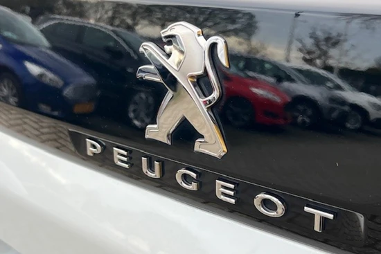 Peugeot 3008 SUV GT-Line 1.2 PureTech 130PK | NAVIGATIE| DAB| CLIMATE CONTROL| CRUISE CONTROL| KEYLESS START & ENTRY| 19" VELGEN| PARKEERSENS