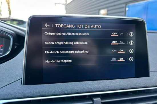 Peugeot 5008 GT-line 1.2 TURBO 130pk |7 PERSOONS | CRUISE CONTROL |SCHUIF/KANTELDAK |CAMERA |NAVIGATIE | KEYLESS | 19" VELGEN| NIEUWSTAAT!