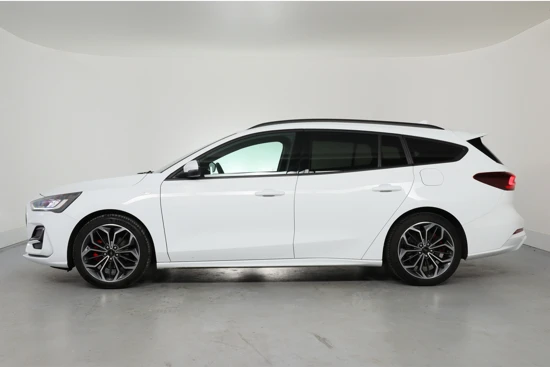 Ford Focus Wagon 1.0 EcoBoost Hybrid ST Line X | Winter Pack | LED | B&O | AGR | Keyless | Navi | Clima | Camera | 18'' Lichtmetalen Velgen