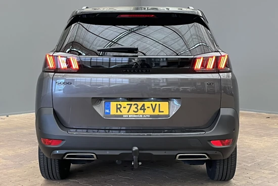 Peugeot 5008 1.6 180PK GT Pack | Trekhaak | Panoramisch Kanteldak | 19'' Lichtmetaal | 7 Persoons | Keyless | Leder\Alcantara | Navigatie | L