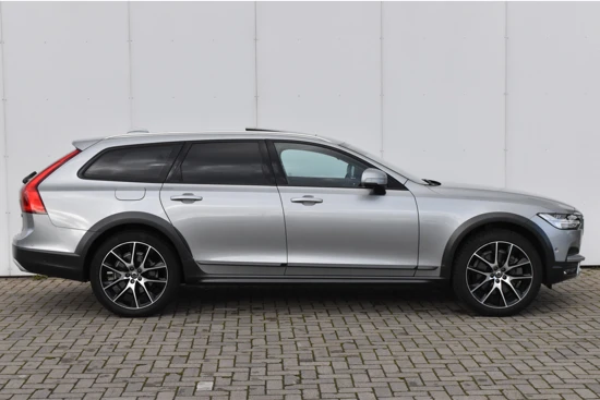 Volvo V90 Cross Country T5 AWD Pro - Head-Up - 20'' - Family Line