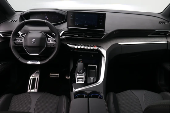 Peugeot 3008 1.2 130Pk GT Pack | Panoramisch kanteldak | Camera | Trekhaak | Adaptieve cruise | Keyless | Carplay