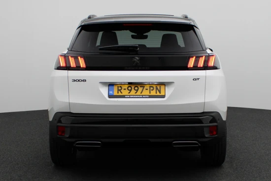 Peugeot 3008 1.2 130Pk GT Pack | Panoramisch kanteldak | Camera | Trekhaak | Adaptieve cruise | Keyless | Carplay