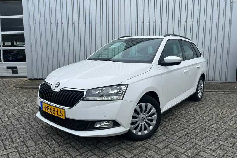 Škoda Fabia Combi 1.0 TSI 95PK Business Edition | Cruise Control | Voorstoelen verwarmd | App-Connect | Parkeersensoren V+A | Navigatiesyste