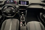 Peugeot 208 1.2 Allure | Carplay | Clima | Cruise | 16'' Lichtmetaal | LED | Leder\Stof | Bluetooth |