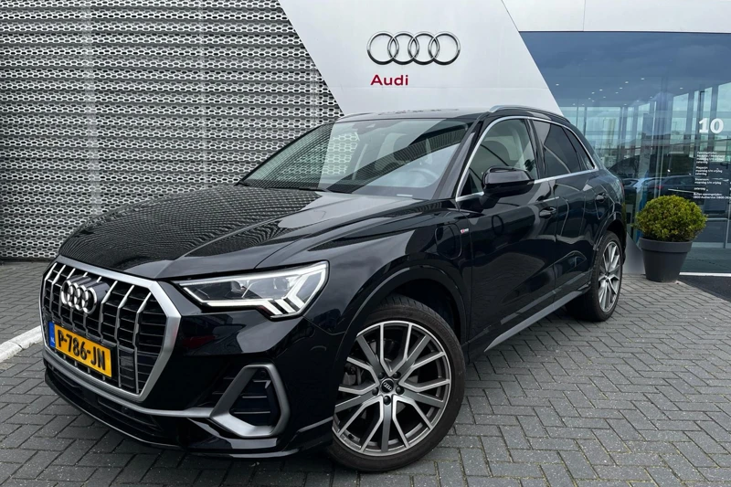 Audi Q3 45 TFSI e S edition