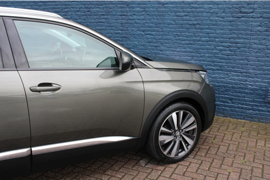 Peugeot 3008 SUV 1.2 PureTech 130pk Allure