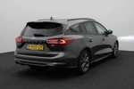 Ford Focus 1.0 Hybrid ST Line | 17'' | Full LED | Camera | Park Assist | Carplay | Winter-pack | Keyless | Privacy-glass