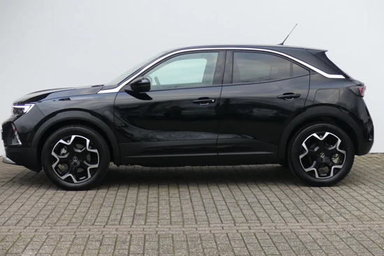 Opel Mokka Electric EV Ultimate 3 Fase | €2000 SUBSIDIE! | Vol-Leder | Navigatie Pro | Adaptive Cruise | Park Assist | Massage | LED-Matrix | Achter