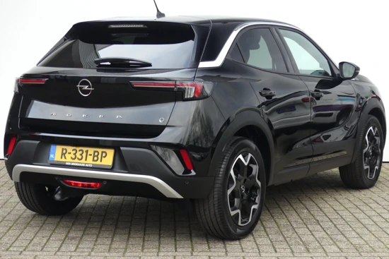 Opel Mokka Electric EV Ultimate 3 Fase | €2000 SUBSIDIE! | Vol-Leder | Navigatie Pro | Adaptive Cruise | Park Assist | Massage | LED-Matrix | Achter