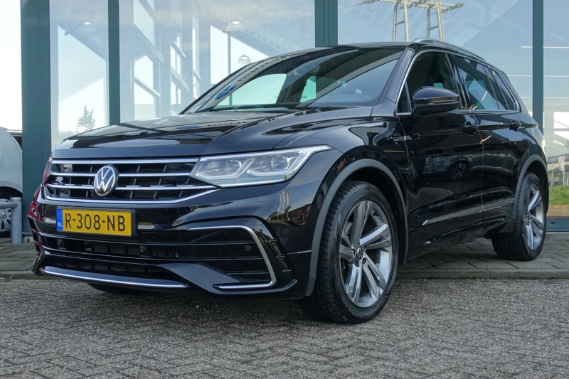 Volkswagen Tiguan 1.5 TSI R-Line Business+