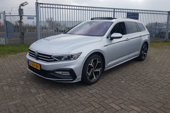 Volkswagen Passat Variant 1.5 TSI R-Line Business +