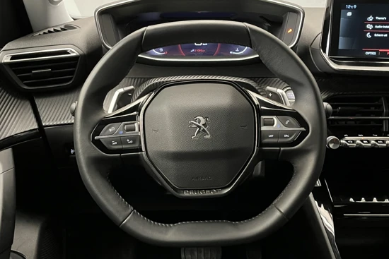 Peugeot 2008 1.2 130Pk Aut. Allure | Camera | LED | Leder/Stof | 17" LMV | Apple/Android Carplay | Climate & Crui