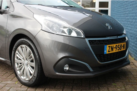 Peugeot 208 5drs 1.2 PureTech Signature