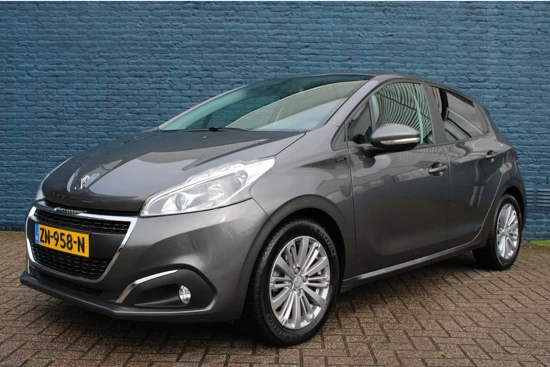 Peugeot 208 5drs 1.2 PureTech Signature