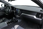 Volvo V60 T6 Twin Engine AWD R-Design | Standkachel | Elektrische Bestuurdersstoel | Privacy Glass | Stoelverw