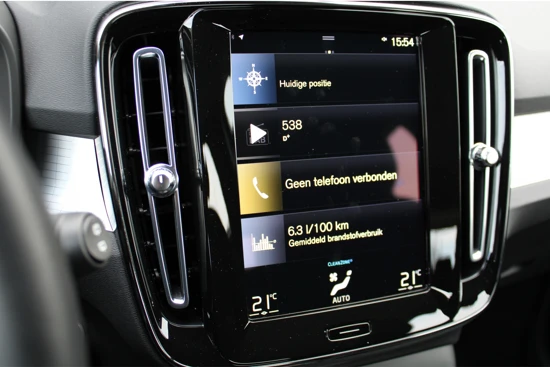 Volvo XC40 T3 Business Pro | Elektrische Achterklep | Keyless Entry | Navigatie | CarPlay Android/Auto | DAB