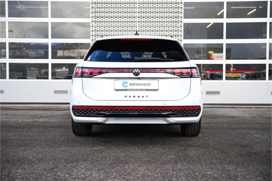 Volkswagen Passat Variant 1.5 eTSI R-Line Business